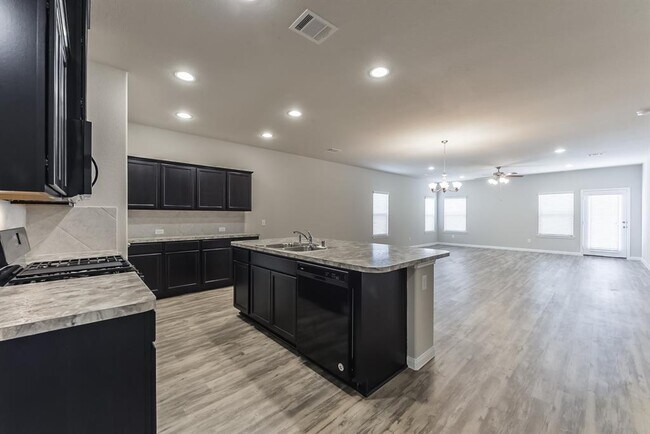 Building Photo - 3815 Briar Water Ct