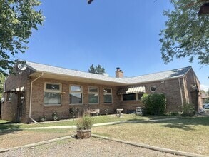 Building Photo - 1299 S Dale Ct