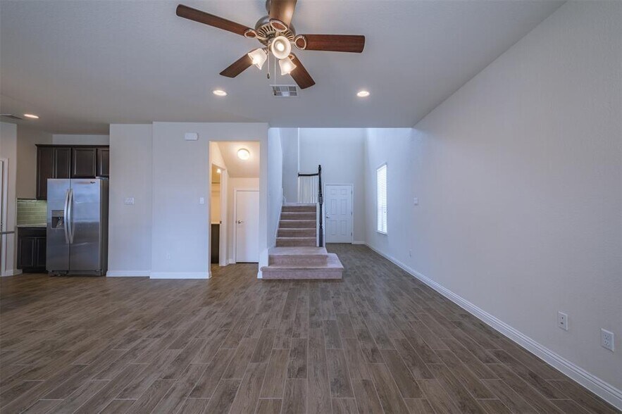 16009 Canberra Trail, Austin, TX 78728 - House Rental in Austin