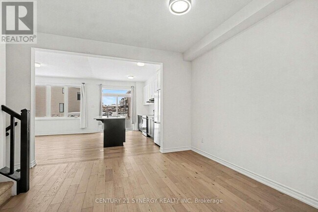 Photo du bâtiment - 520 Flagstaff Dr