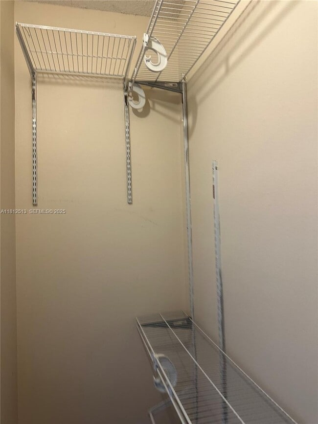 Building Photo - 5840 W Sample Rd