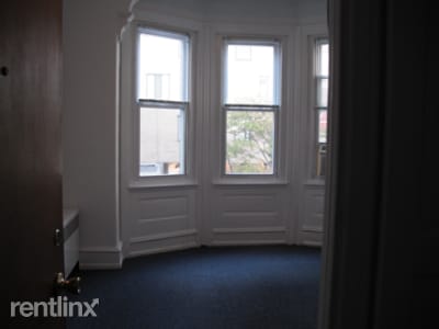 Building Photo - 3353 N Park Ave