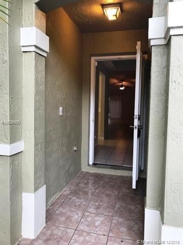 Foto del edificio - 4101 Pine Ridge Ln