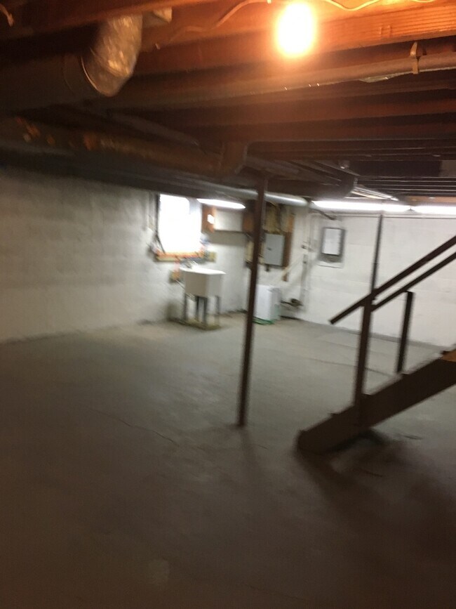 Foto del edificio - Lyncourt 3 Bed 1 Bath Ranch