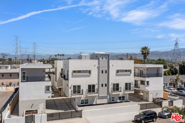 Foto del edificio - 10963 Calvert St