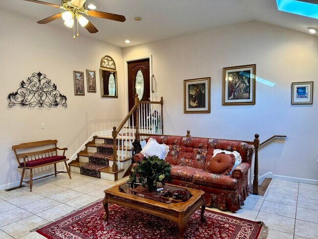 Foto del edificio - 29 Cramer Hill Rd