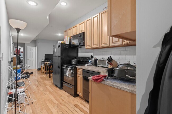 Foto del edificio - 1848 N 17th St