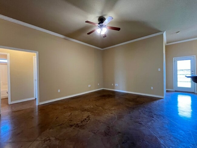 Building Photo - 3008 Breton St
