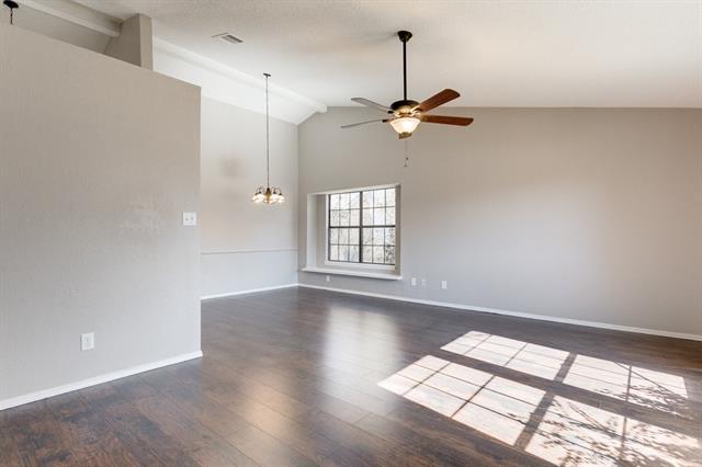 Foto del edificio - 9421 Shipman St