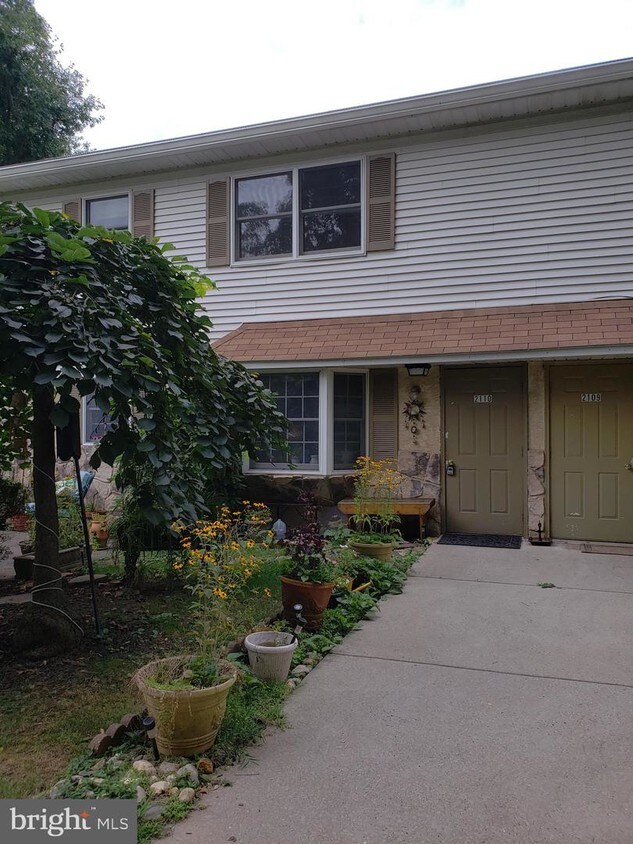 2110 Whitpain Hills, Blue Bell, PA 19422 Apartment for Rent in Blue