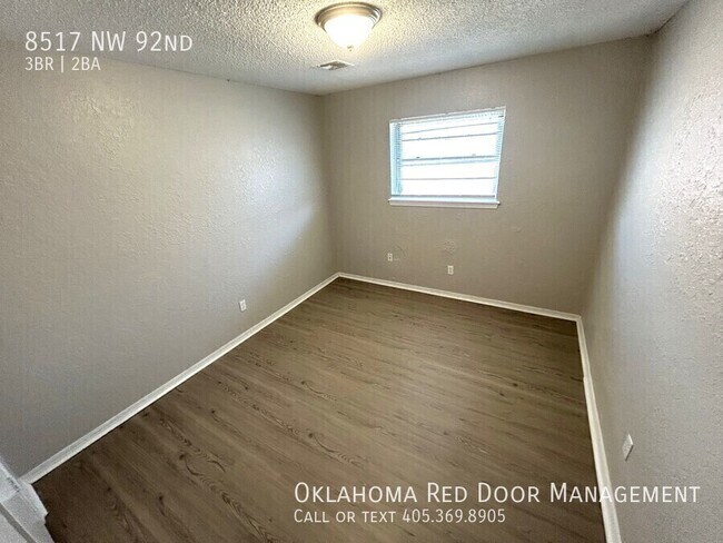 Foto del edificio - 8517 NW 92nd St