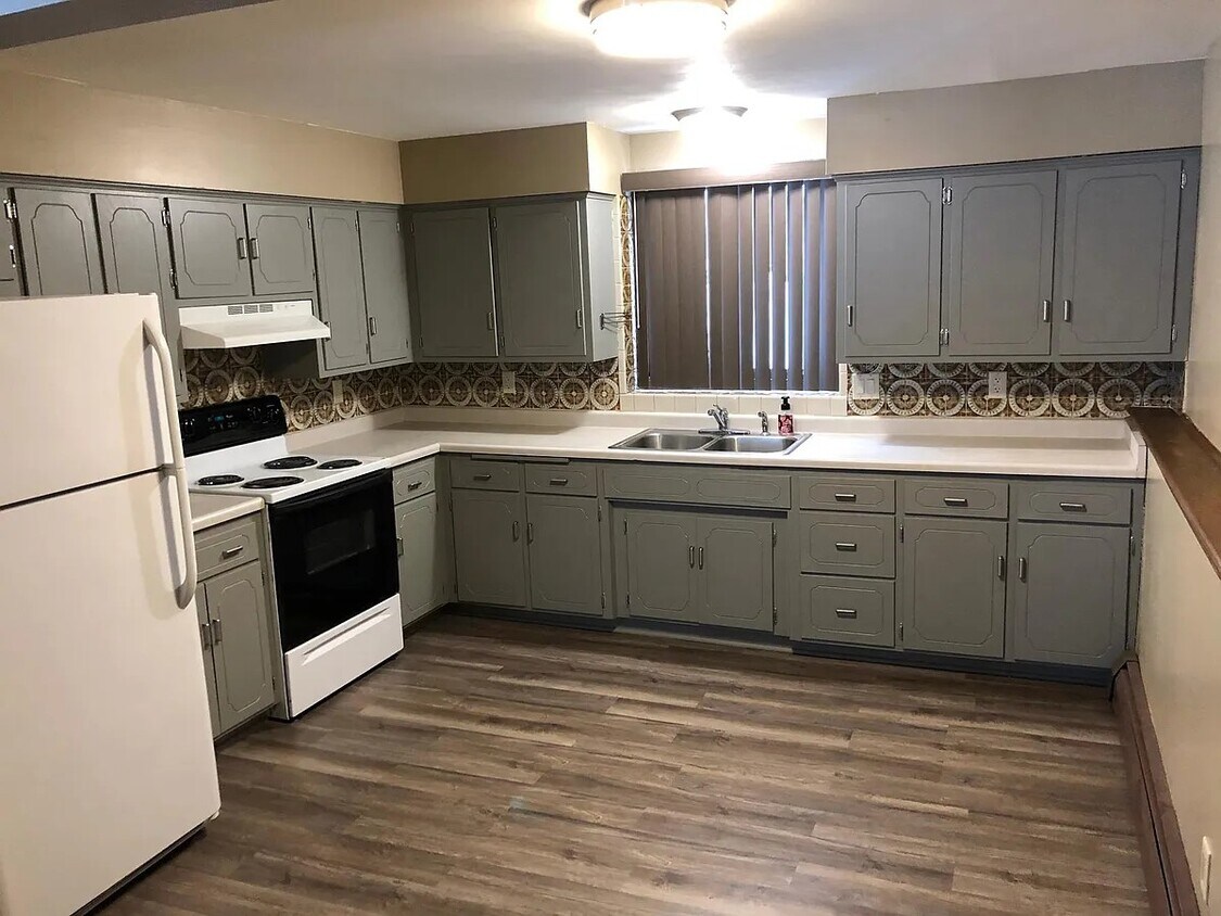 Foto principal - 1531 5th St NE