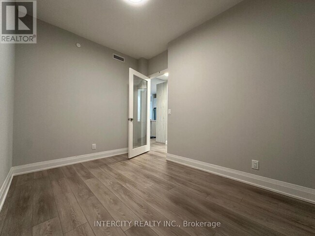 Building Photo - 18-1818 Water Walk Dr