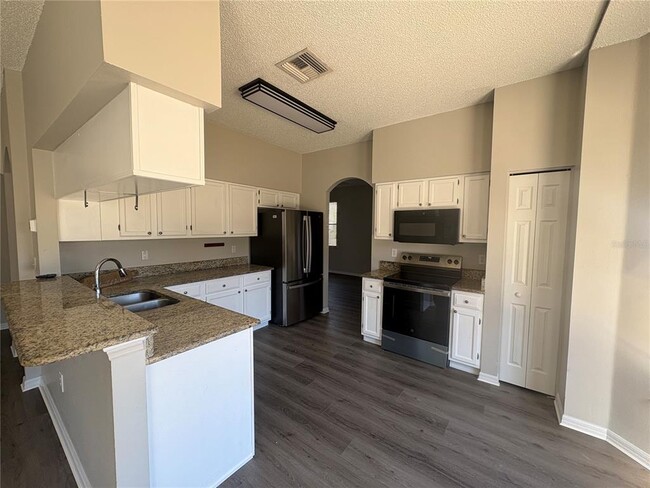 Foto del edificio - 4610 Copper Ln