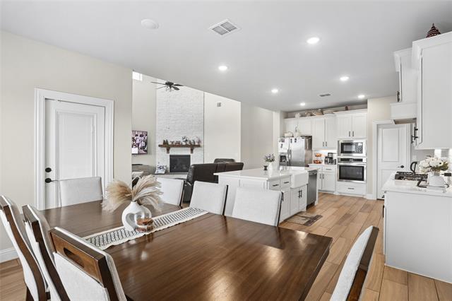 Foto del edificio - 3801 Mesa Verde Dr