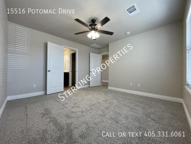 Foto del edificio - 15516 Potomac Dr