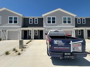Building Photo - 6592 SW 81st Lp
