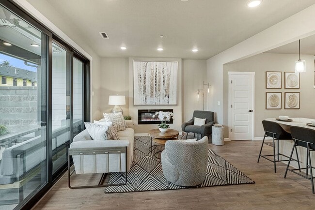 Building Photo - 6907 NE 132nd Way