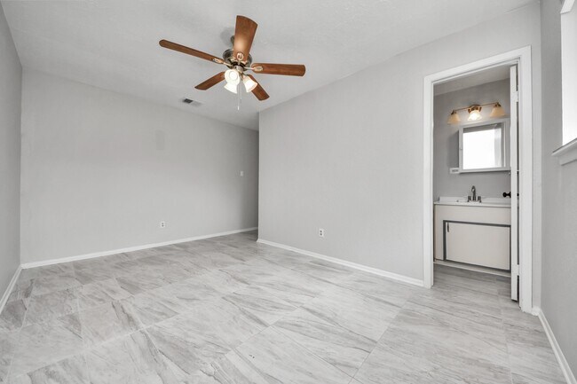 Foto del edificio - 4830 Ridgestone St
