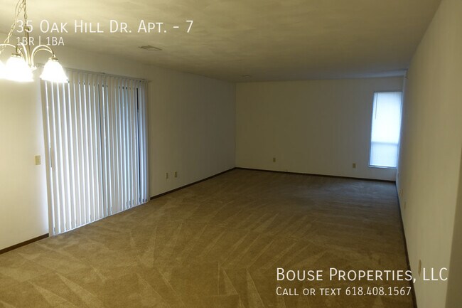 Foto del edificio - 35 Oak Hill Dr