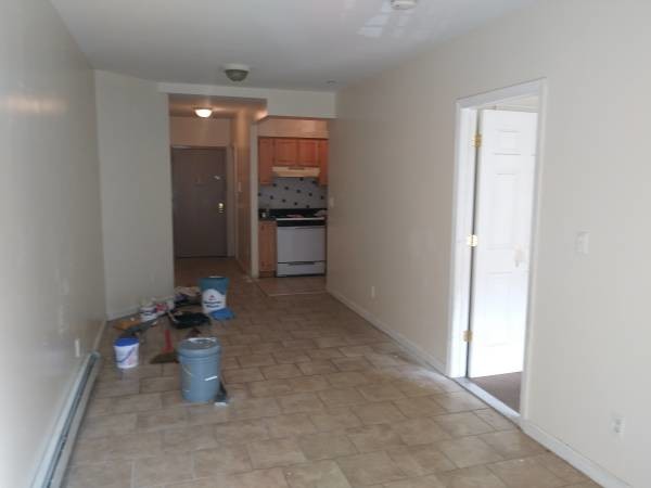 Building Photo - 47 AVENUE