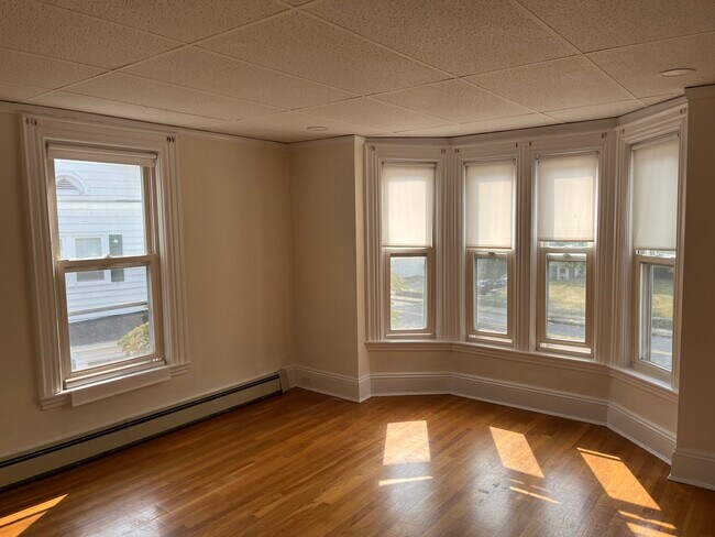 Foto del edificio - 37 Oak St