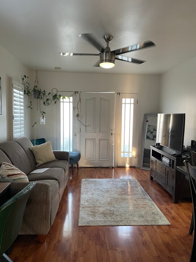 2529 Pasadena Ave Unit 2529, Long Beach, CA 90806 Apartments in Long