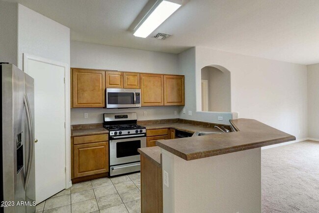 Building Photo - 2608 E Waterview Ct