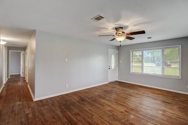 Building Photo - 28370 FM1736