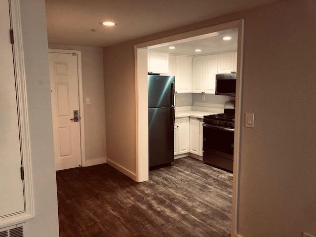 Building Photo - 2 bedroom in Oakland CA 94606