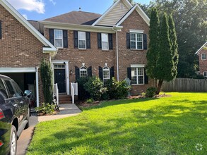 Building Photo - 714 Ruskin Dr