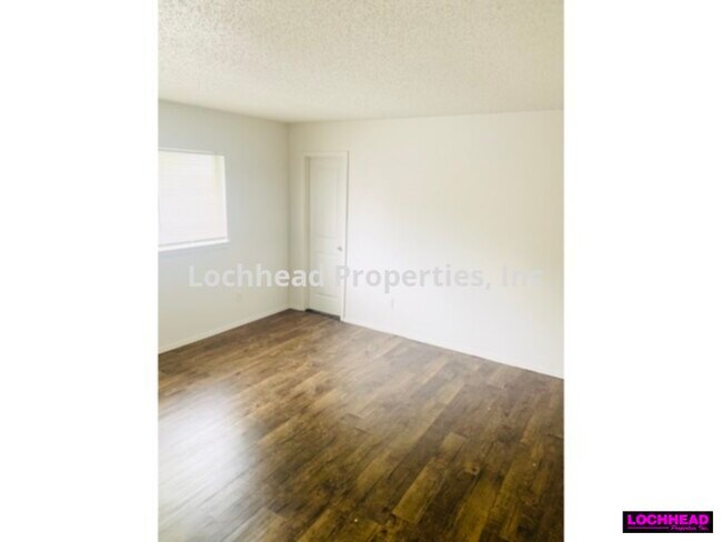 Building Photo - *******BEAUTIFUL HOME LOCACTED IN THE HERI...