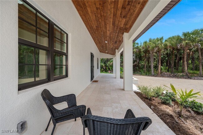 Building Photo - 1373 Shady Ln