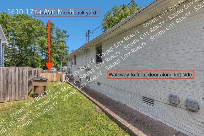 Building Photo - 1610 17th Ave N