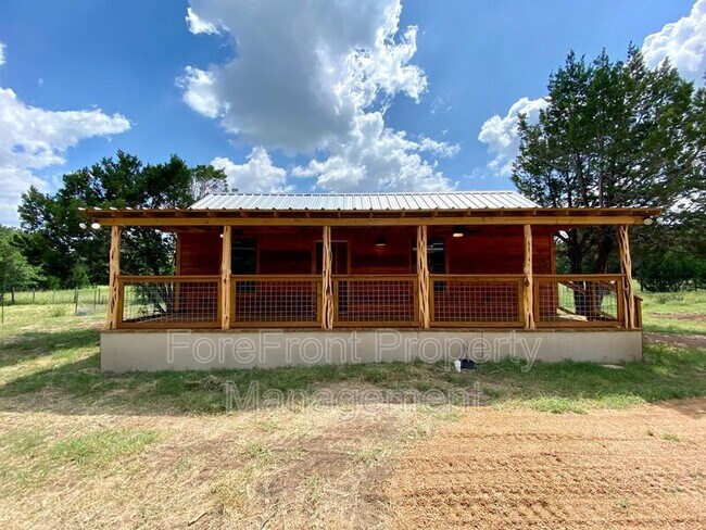 Building Photo - 624 Deer Creek Dr W