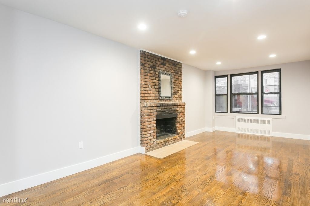 Primary Photo - 57 E 95th St