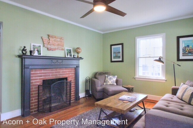 Foto del edificio - 2 br, 1 bath House - 606 E. Markham Ave.
