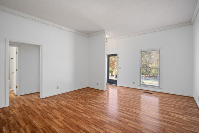 Foto del edificio - 378 Hermitage Ave
