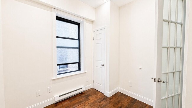 Building Photo - 523 W 135th St