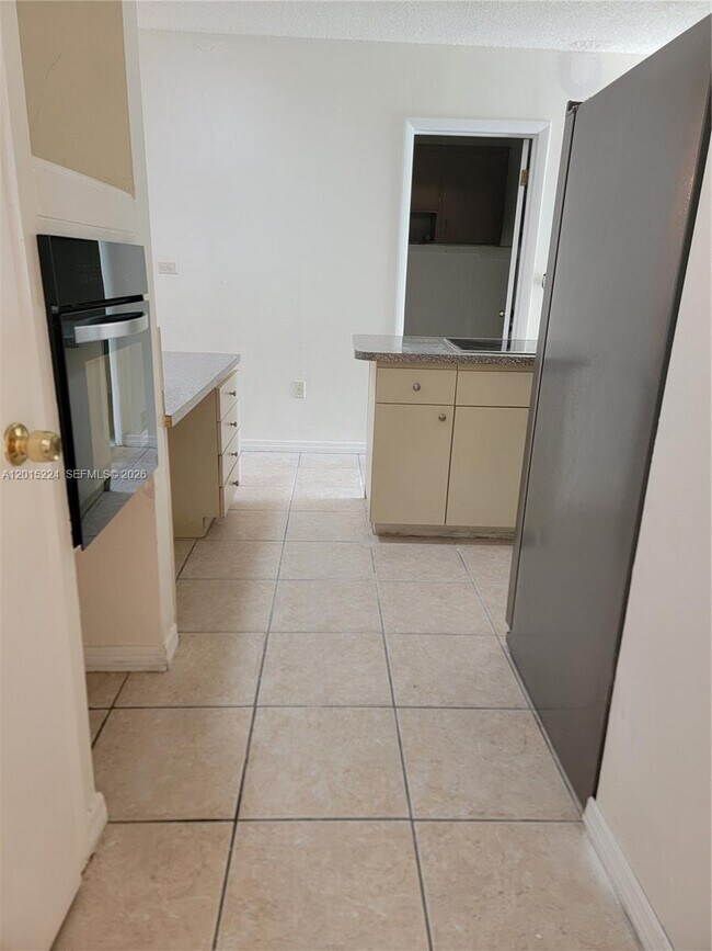 Foto del edificio - 6510 SW 20th St