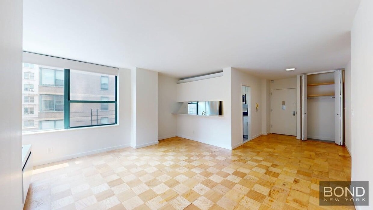 Primary Photo - 247 W 87th St
