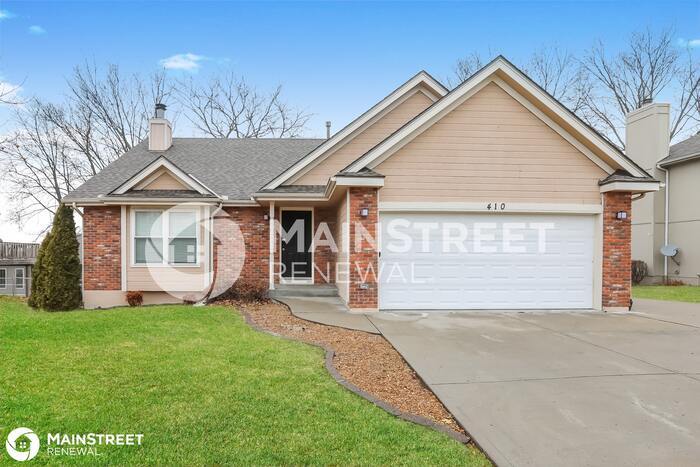 Primary Photo - 410 REGENCY PARK STREET, KEARNEY, MO 64060