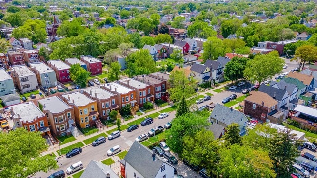 Foto del edificio - 5025 W Huron St