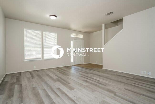 Foto del edificio - 2 Bedroom Pet-Friendly Home in Fort Worth, TX with Main Street Renewal