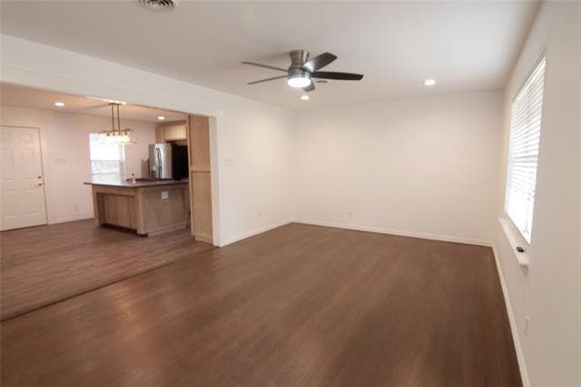 Building Photo - 2424 Bentley Ave