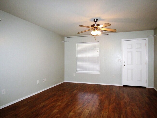 Building Photo - ASK ABOUT OUR MOVE-IN SPECIAL!! HALF-OFF T...