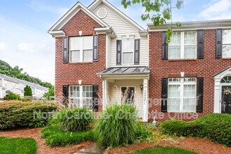 Building Photo - 18040 Delmas Dr