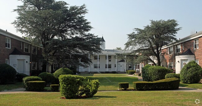 Foto principal - 3106 Healy Ave