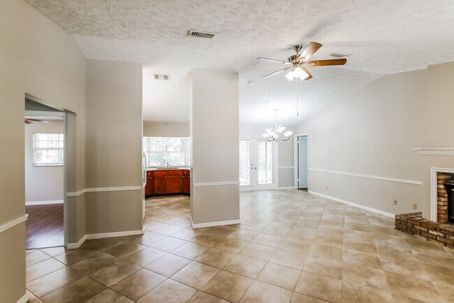 Foto del edificio - 222 SW Starflower Ave