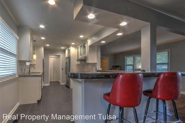 Building Photo - 3 br, 2 bath House - 4305 S Braden Place